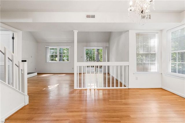 150 Hidden Lake PL, Newport News, VA 23602