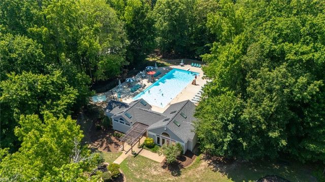 150 Hidden Lake PL, Newport News, VA 23602