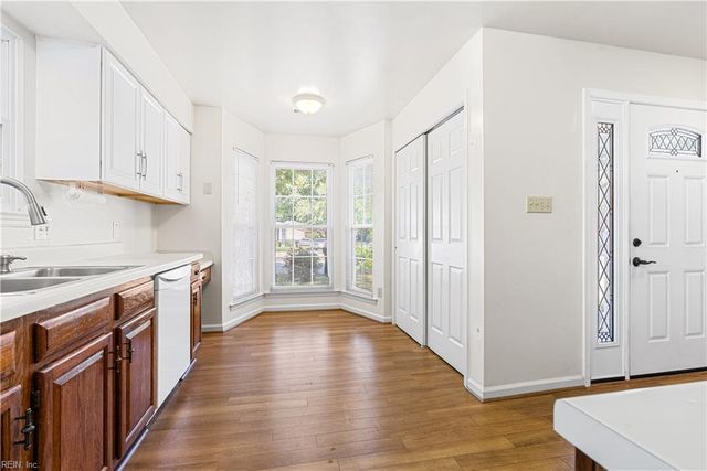 150 Hidden Lake PL, Newport News, VA 23602