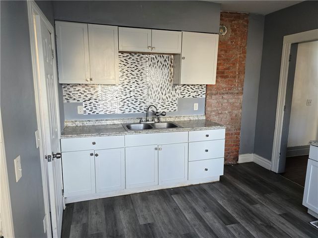 150 Gardiner Avenue, Rochester, NY 14611