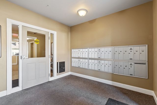 3 Harvest Dr 107, North Andover, MA 01845