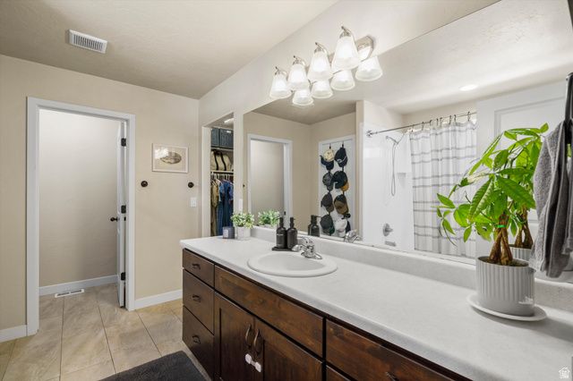 288 S 600 W, Centerville, UT 84014