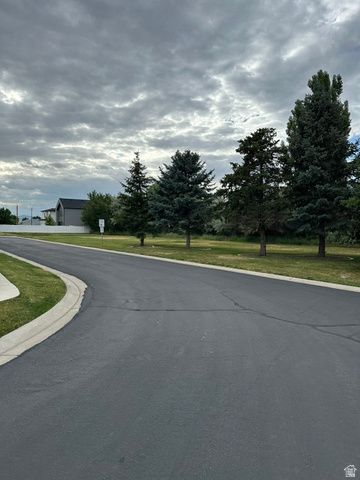288 S 600 W, Centerville, UT 84014