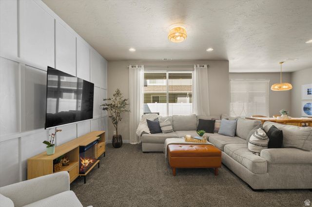 288 S 600 W, Centerville, UT 84014