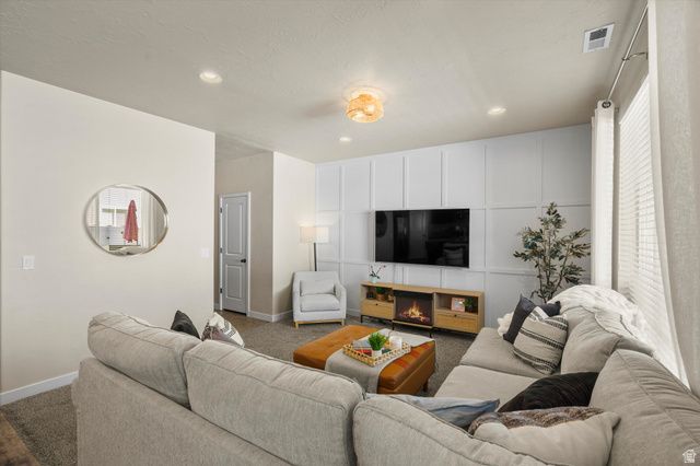 288 S 600 W, Centerville, UT 84014