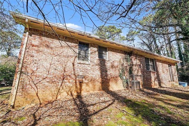 1514 Malibu Court, Decatur, GA 30035