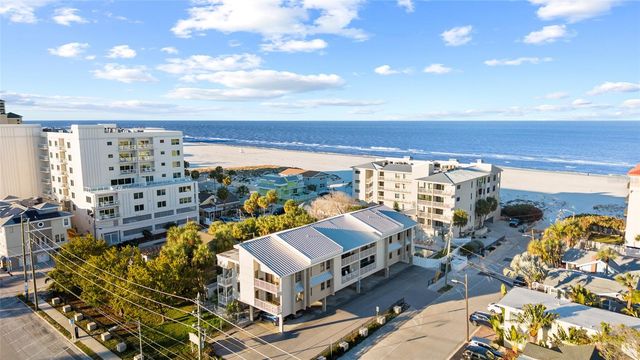 15 GLENDALE STREET B4, Clearwater, FL 33767