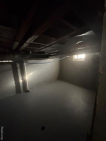 20274 Hickory Street, Detroit, MI 48205