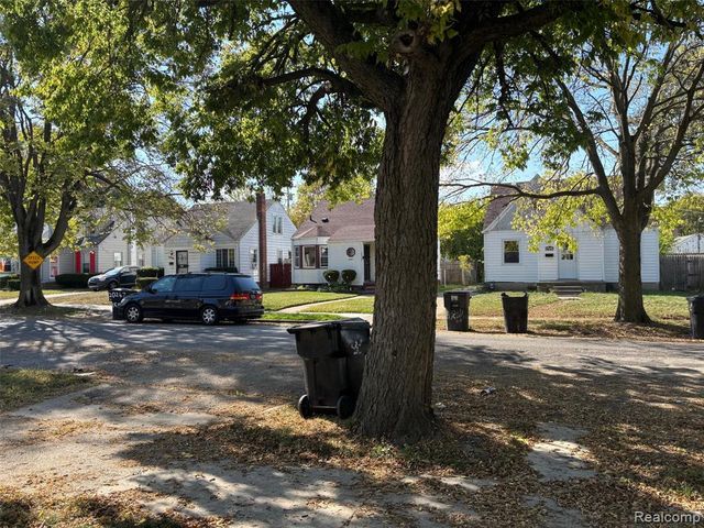 20274 Hickory Street, Detroit, MI 48205