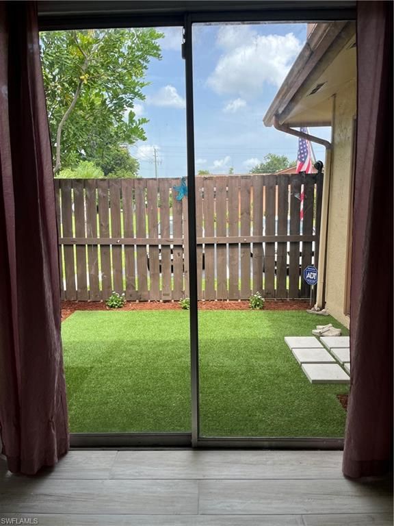 6320 Royal Woods DR, FORT MYERS, FL 33908 — photo 4