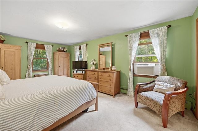 122 Burlingame Road, Smithfield, RI 02917