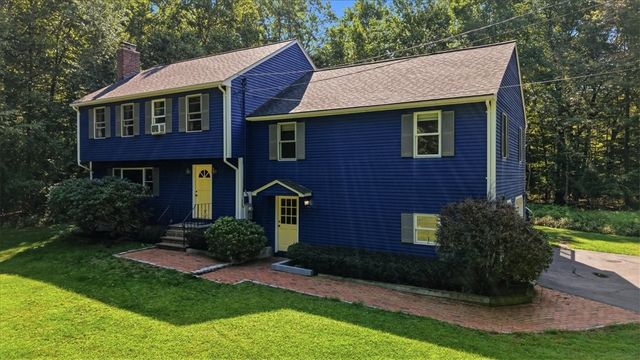 122 Burlingame Road, Smithfield, RI 02917