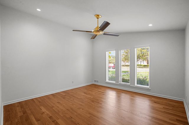 4452 Hockaday Drive, Dallas, TX 75229