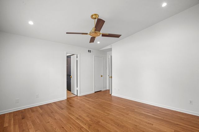 4452 Hockaday Drive, Dallas, TX 75229