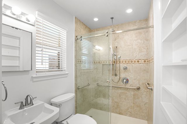 4452 Hockaday Drive, Dallas, TX 75229