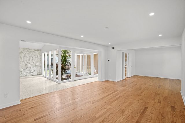 4452 Hockaday Drive, Dallas, TX 75229