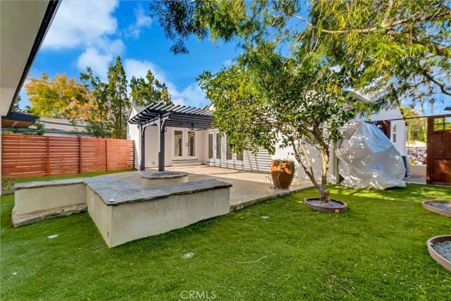 22134 Gilmore Street, Woodland Hills, CA 91303