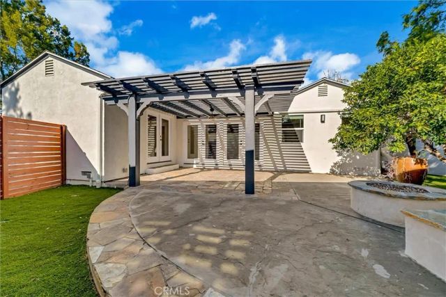 22134 Gilmore Street, Woodland Hills, CA 91303