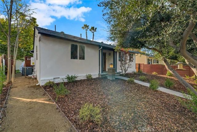 22134 Gilmore Street, Woodland Hills, CA 91303