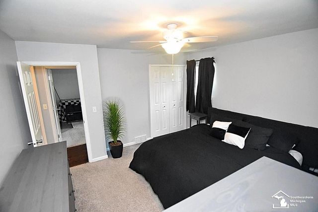 7050 Maplewood Drive, Temperance, MI 48182