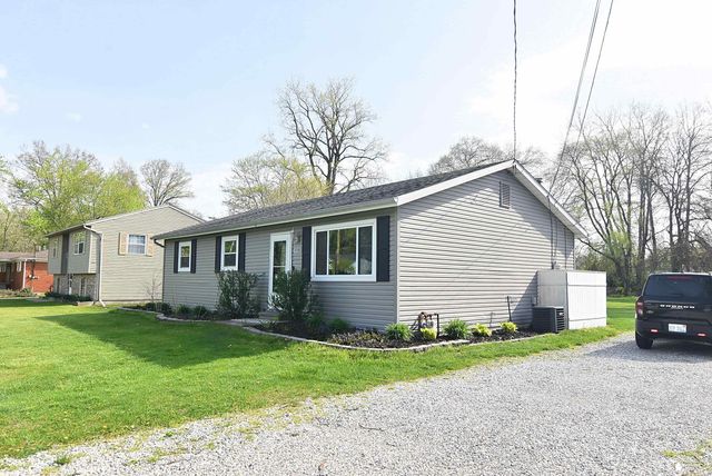 7050 Maplewood Drive, Temperance, MI 48182
