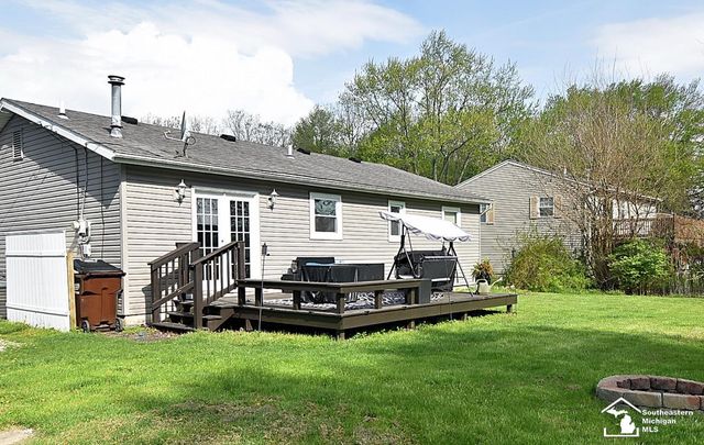 7050 Maplewood Drive, Temperance, MI 48182