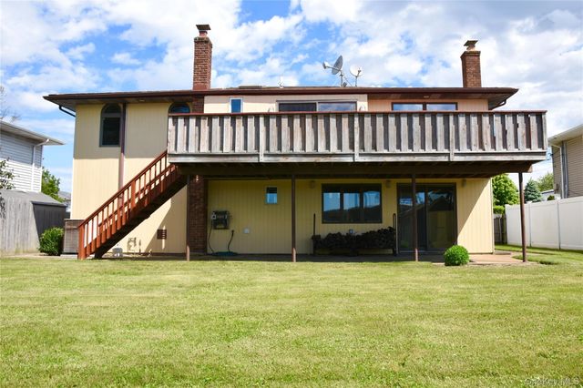 2977 Charlotte Drive, Merrick, NY 11566