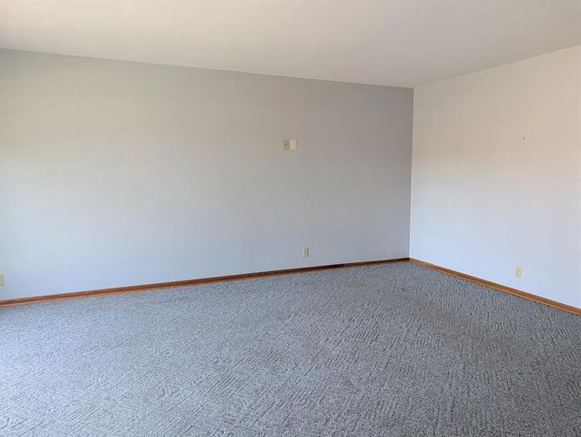 3119 Leslie Lane, Eau Claire, WI 54703