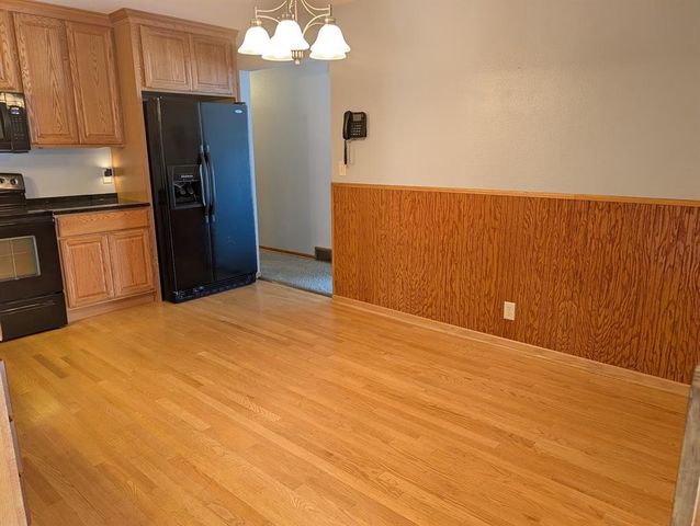 3119 Leslie Lane, Eau Claire, WI 54703