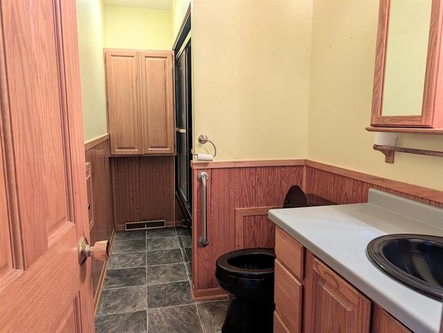 3119 Leslie Lane, Eau Claire, WI 54703
