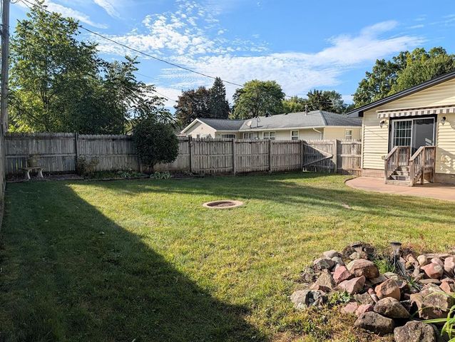 3119 Leslie Lane, Eau Claire, WI 54703