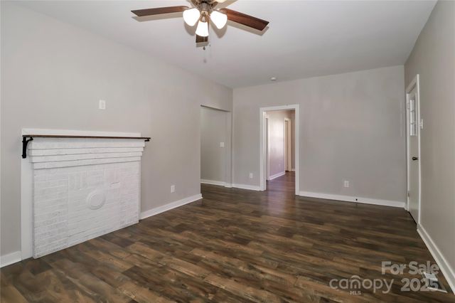 313 Dingler Avenue, Mooresville, NC 28115