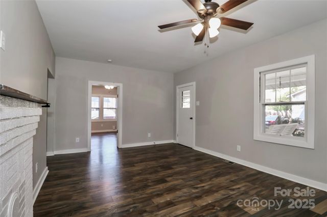 313 Dingler Avenue, Mooresville, NC 28115