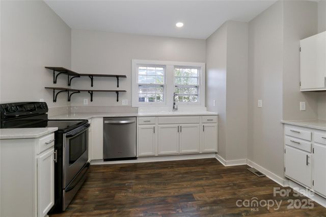 313 Dingler Avenue, Mooresville, NC 28115