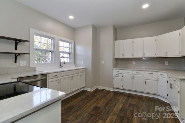 313 Dingler Avenue, Mooresville, NC 28115