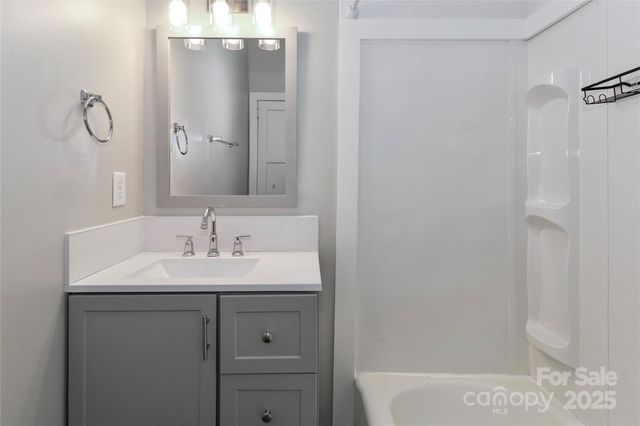 313 Dingler Avenue, Mooresville, NC 28115