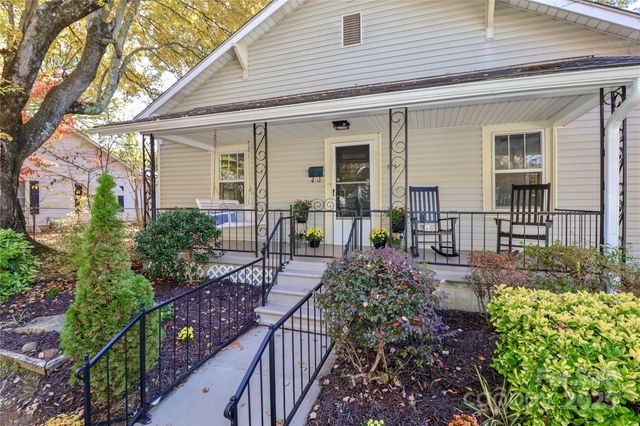 313 Dingler Avenue, Mooresville, NC 28115