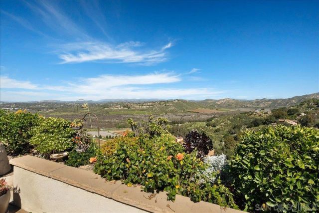 18623 Lancashire Way, San Diego, CA 92128