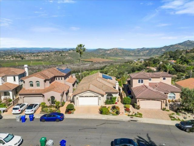 18623 Lancashire Way, San Diego, CA 92128