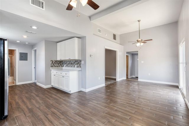732 AVONDALE AVENUE, Daytona Beach, FL 32117