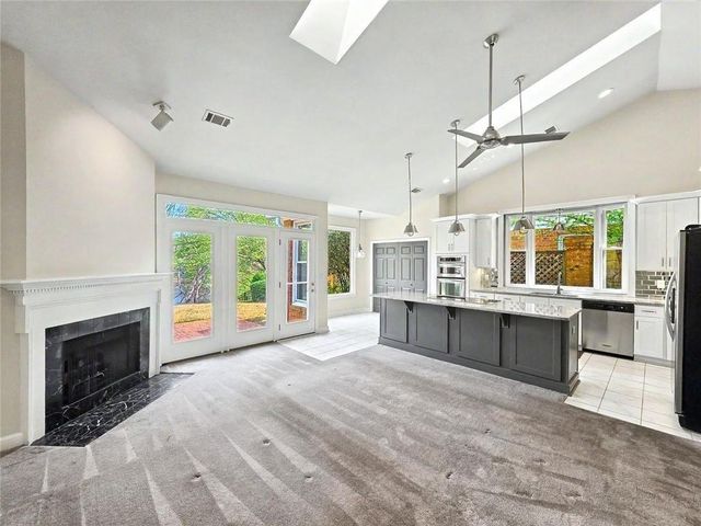 29 Lake Villa Drive, Roswell, GA 30076