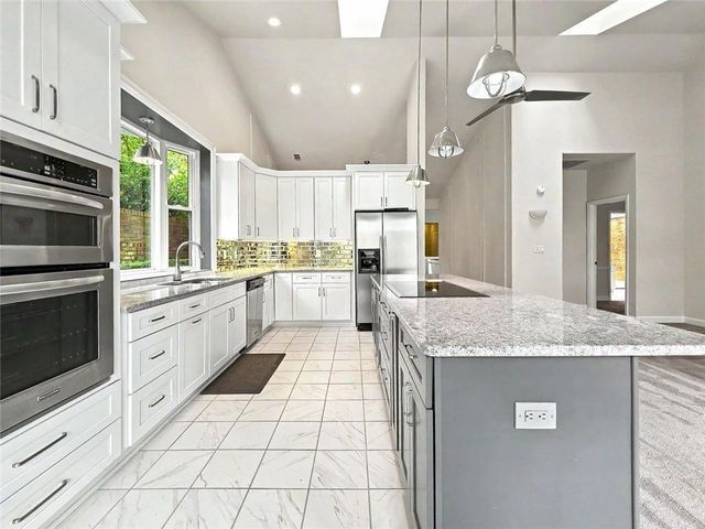 29 Lake Villa Drive, Roswell, GA 30076