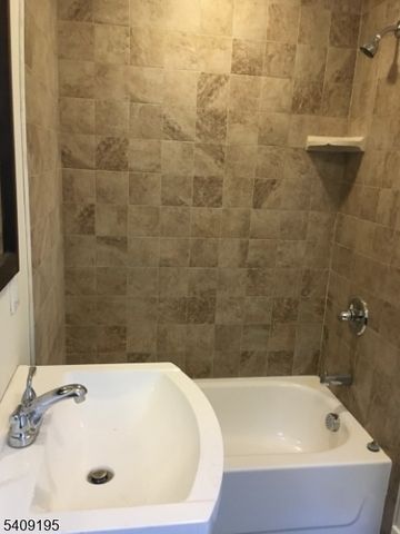 15 Harrison Pl, Clifton City, NJ 07011