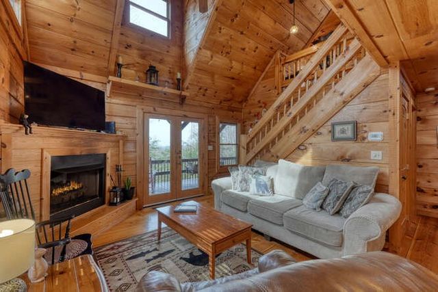 76 Channing Hollow, Morganton, GA 30560