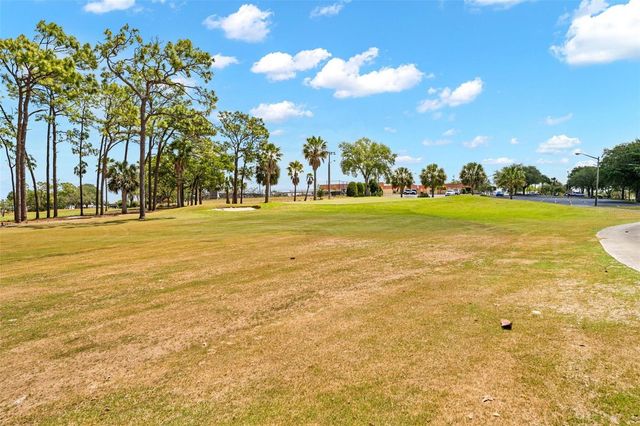 8206 COUNTRY CLUB DRIVE, Brooksville, FL 34613