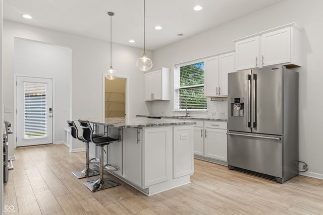 2327 N College Avenue, Indianapolis, IN 46205