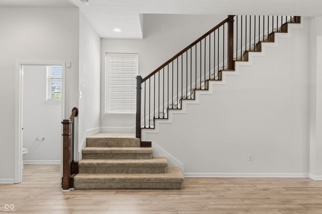 2327 N College Avenue, Indianapolis, IN 46205