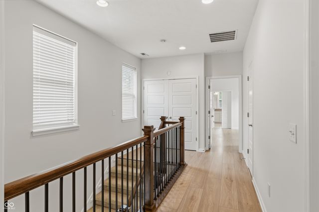 2327 N College Avenue, Indianapolis, IN 46205