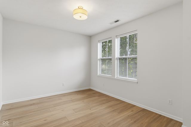 2327 N College Avenue, Indianapolis, IN 46205