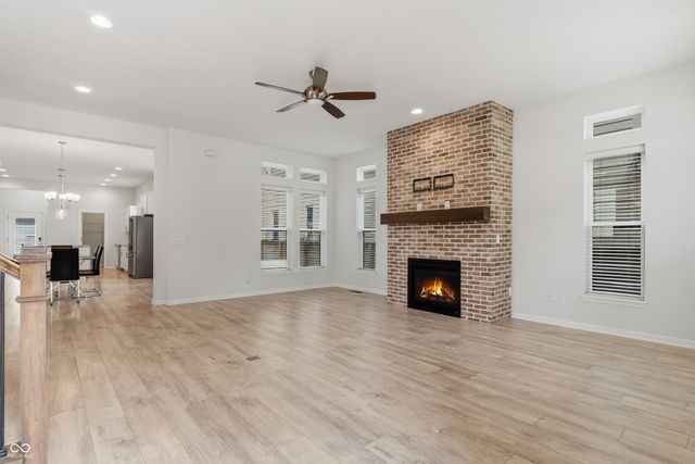 2327 N College Avenue, Indianapolis, IN 46205